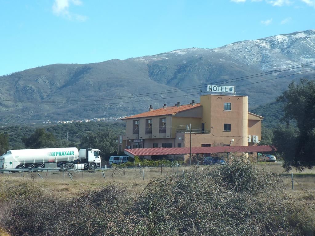 Hotel Restaurante Jarilla Exterior foto